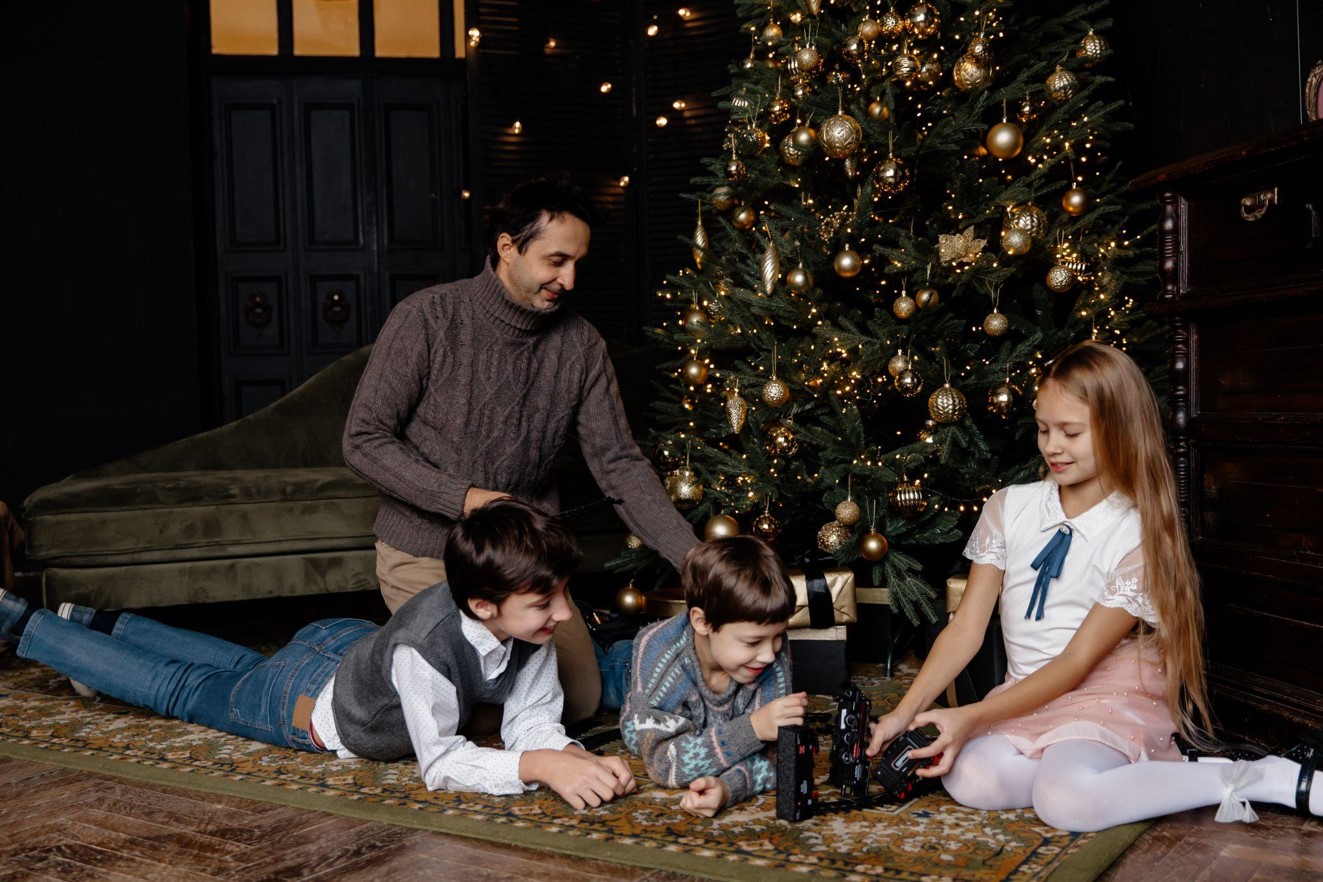 The Right Tree Skirt for Your Pink Christmas Tree